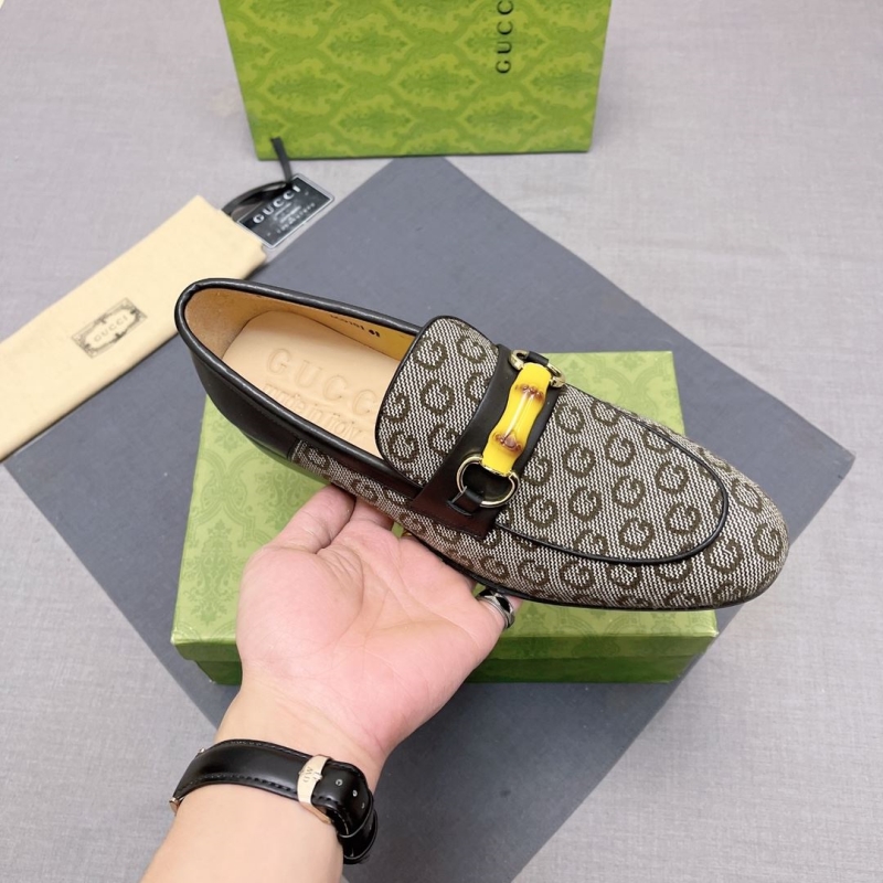 G*u*i leather shoes